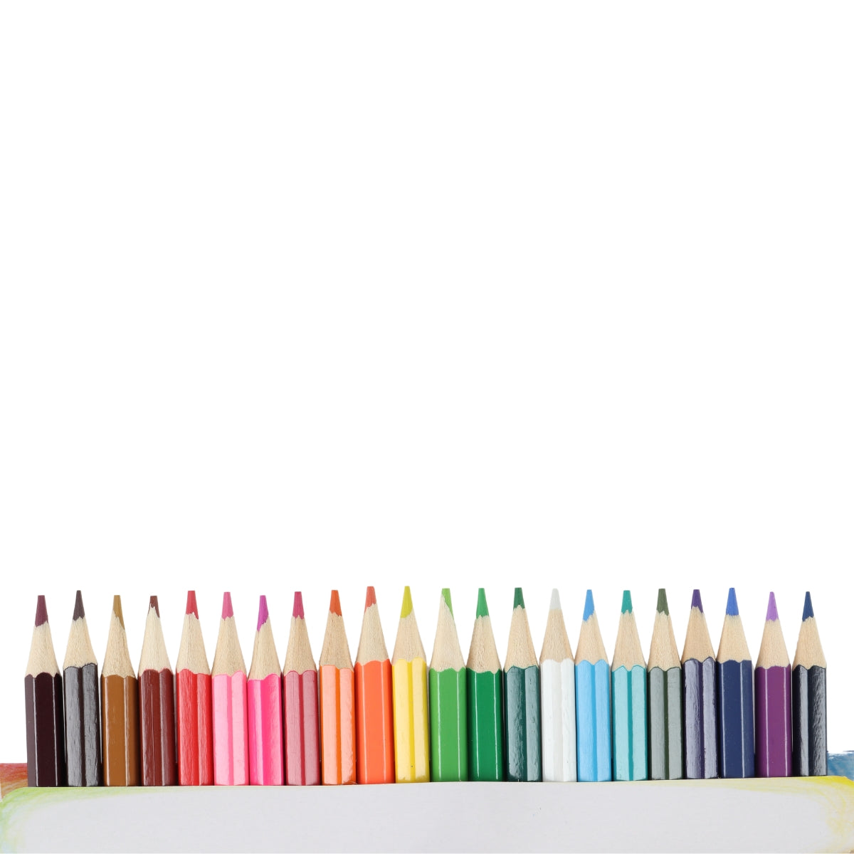 24 עפרונות צבעוניים