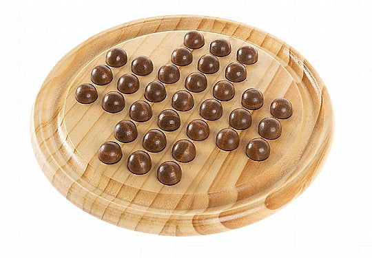 משחק מחשבת מעץ עם גולות