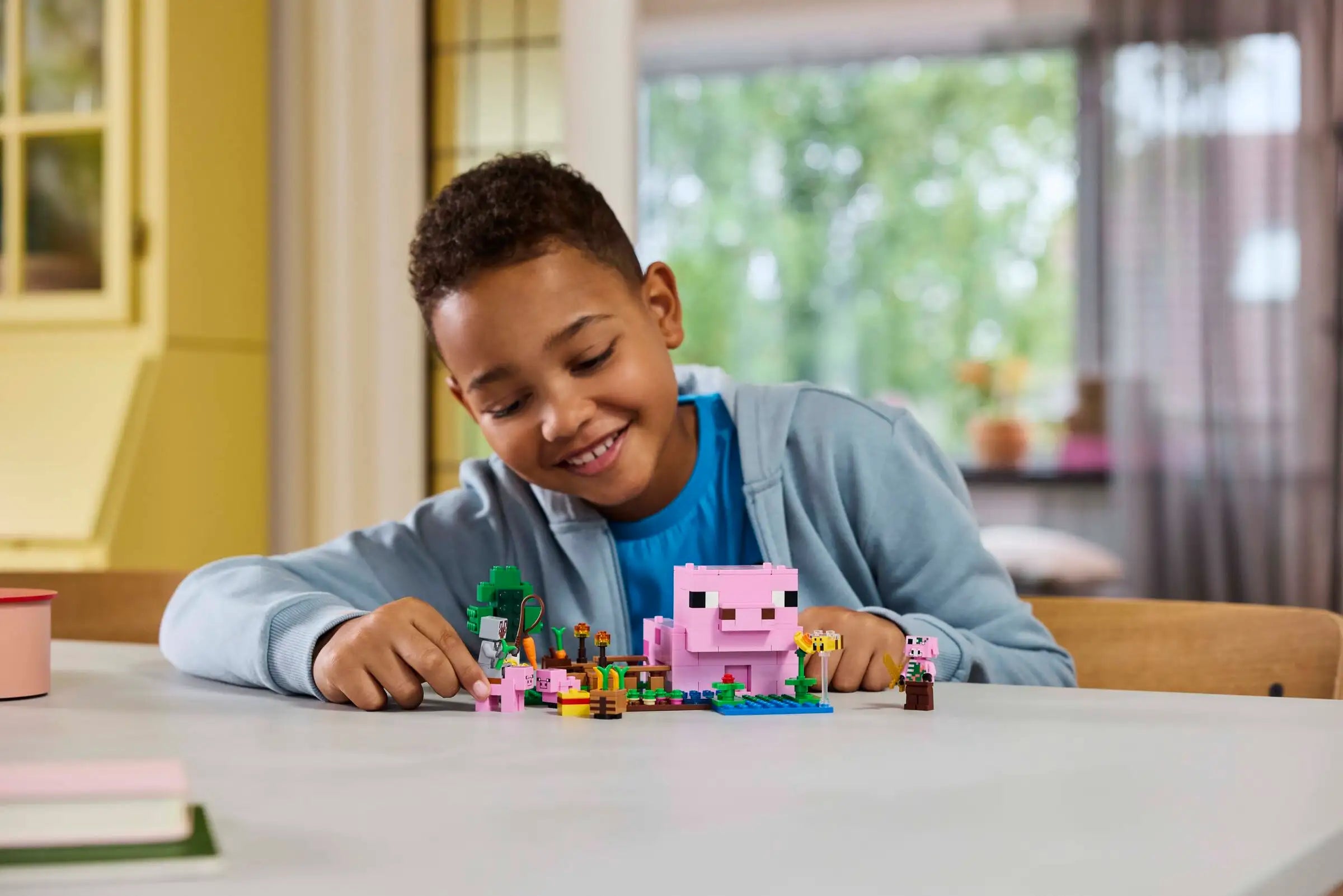 לגו Minecraft – הבית של חזרזיר (21268)