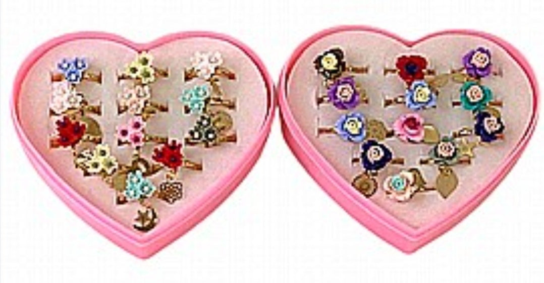 12 טבעות פרחים בקופסא