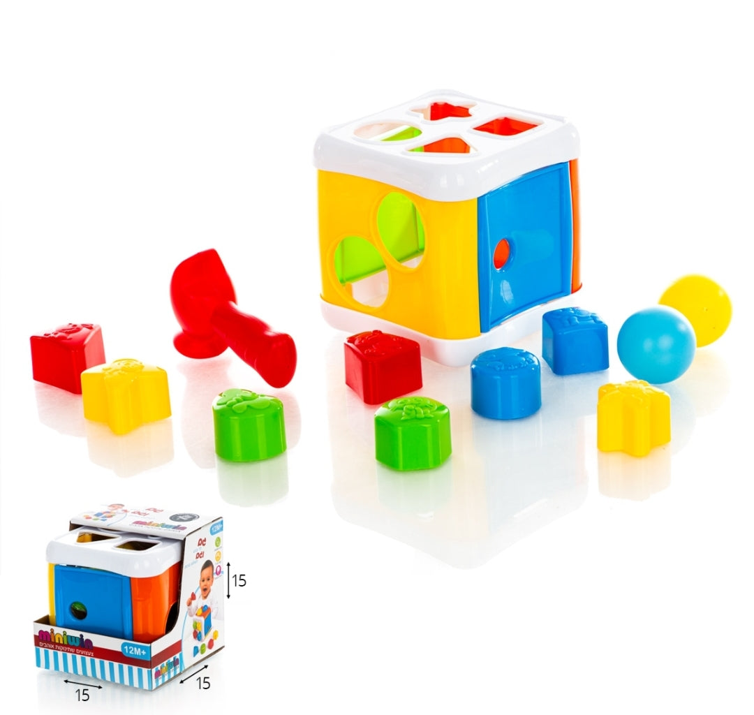 קוביית הכנסת צורות עם הך פטיש