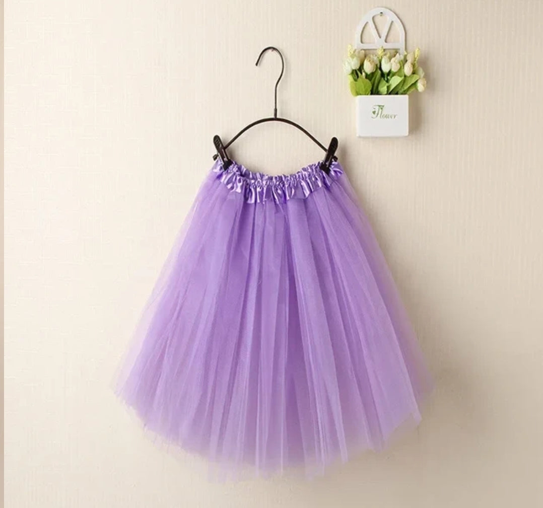 חצאית טוטו סגולה עם בטנה באורך 70 ס"מ