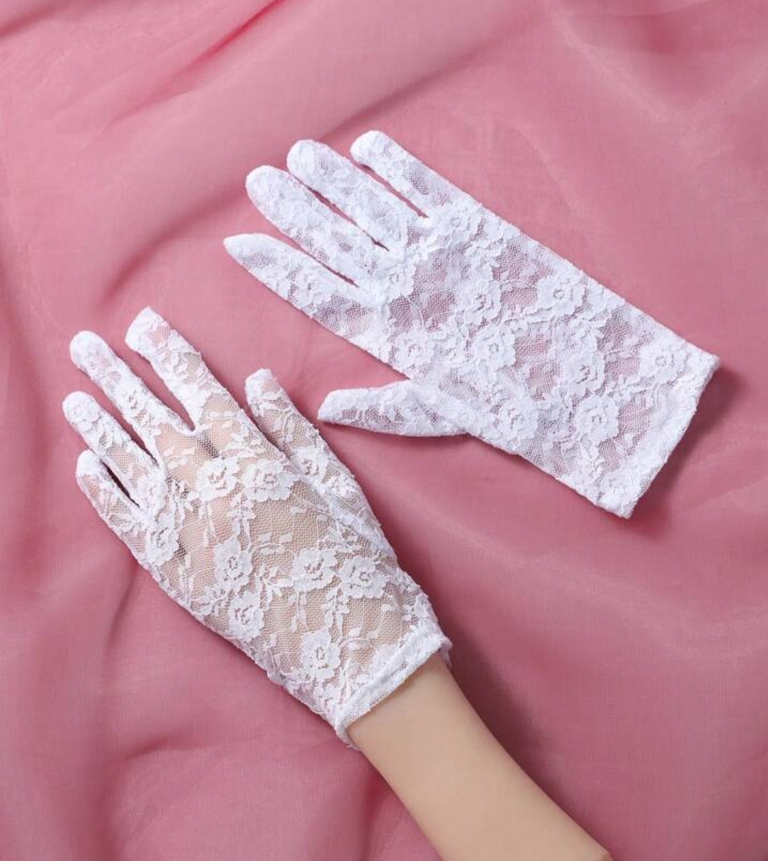 כפפות תחרה קצרות שחור/לבן 22 ס"מ