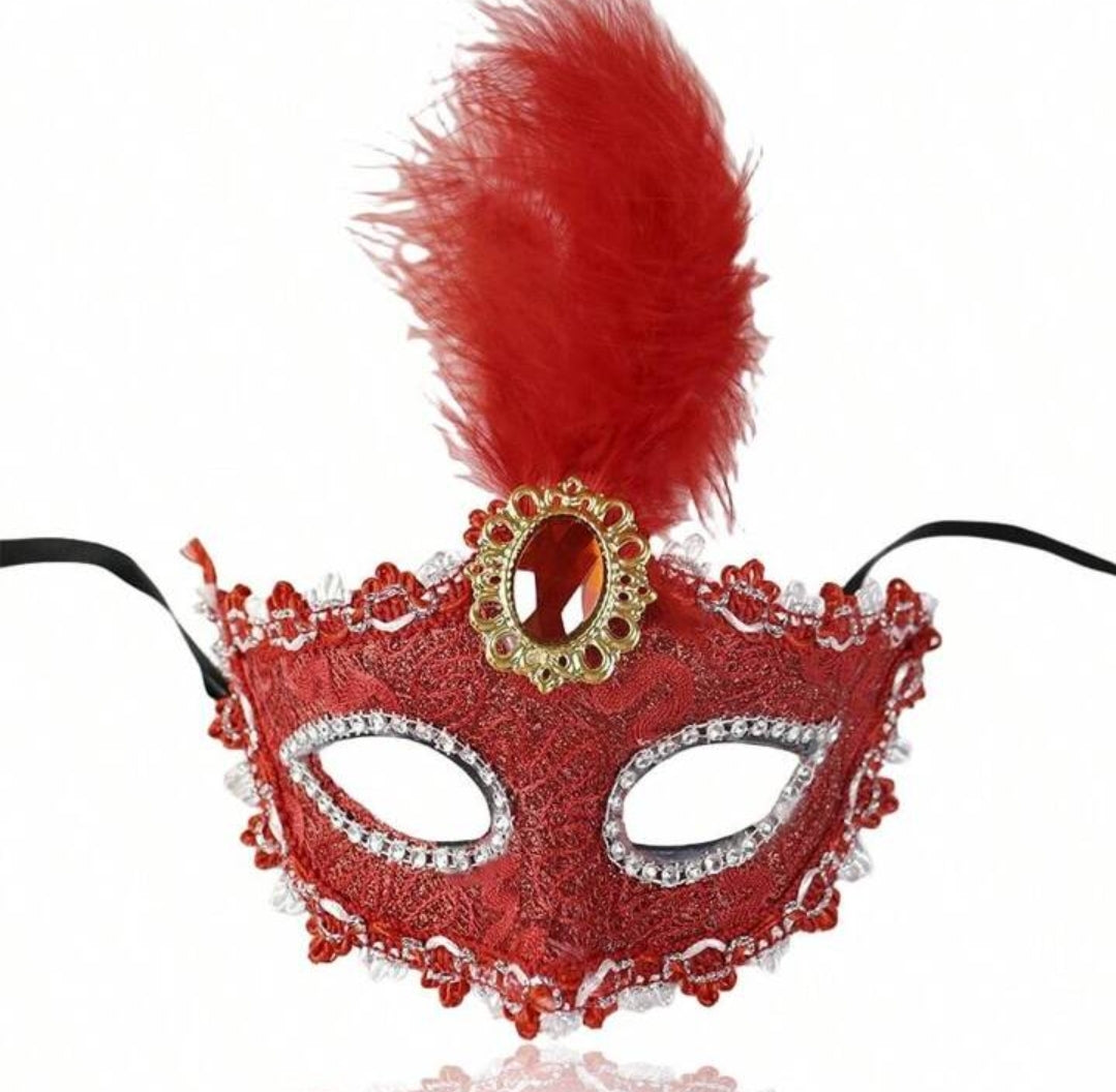 מסכת נשף אדומה