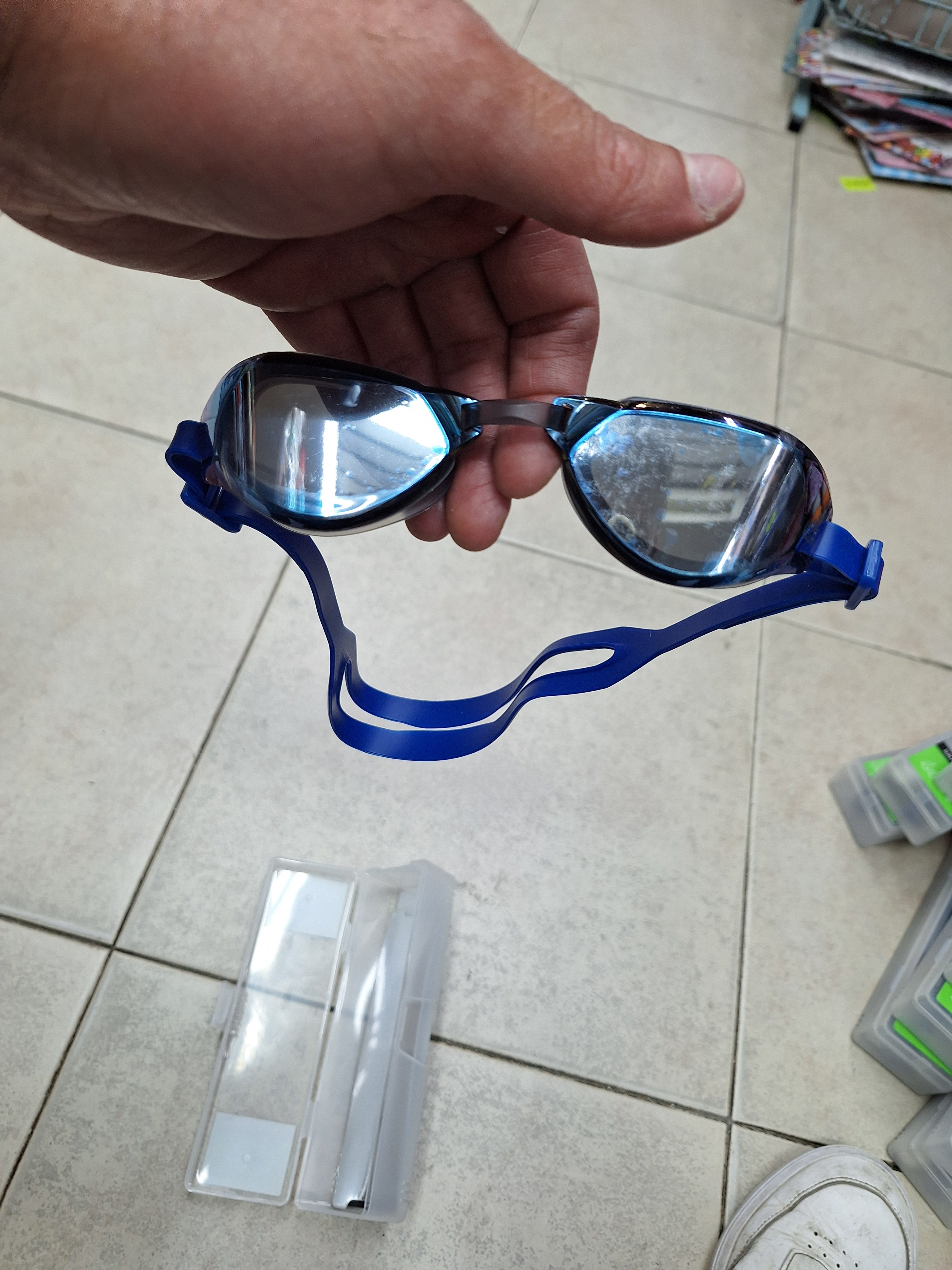 משקפי שחייה אדידס מקצועיים 12+ מבוגרים adidas דגם Persistar Fit