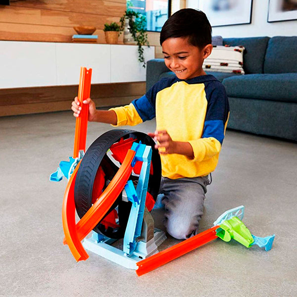 הוט ווילס מסלול מכוניות לונה פארק HotWheels