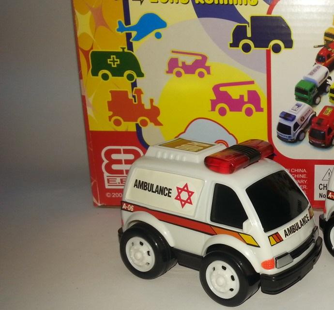 אמבולנס-zrizi toys