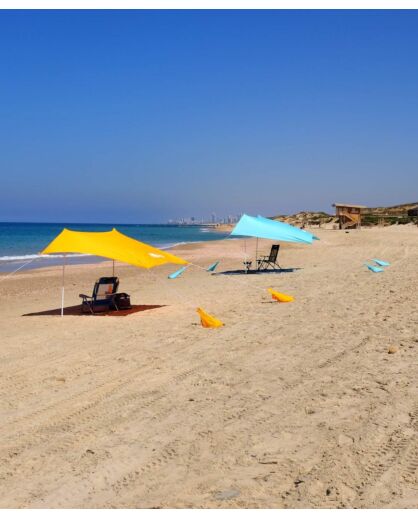 ציליית חוף 2.8×2.8 עם שקי חול ומוטות