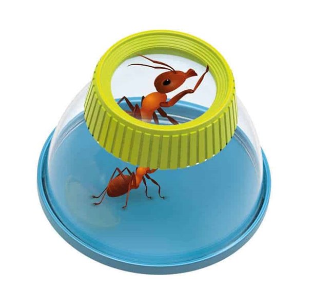 זכוכית מגדלת מיוחדת למדען הצעיר