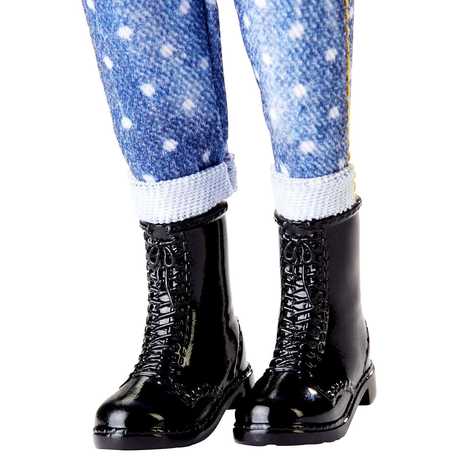 בובת ברבי עם שיער ירוק