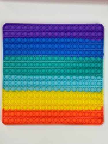 פופיט ענק 256 לחיצות צבעוני מרובע