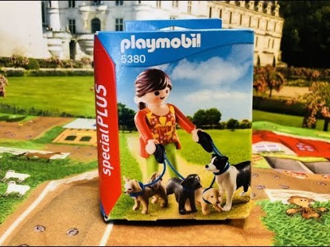 פליימוביל מטיילים בגן הכלבים 5380