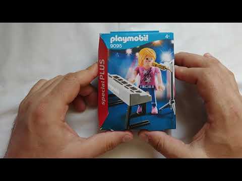 פליימוביל זמר עם אורגן 9095